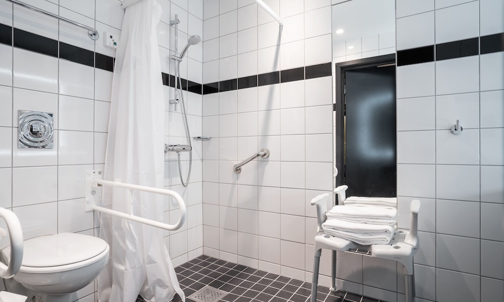 Thon Hotel Oslo Airport 7/59