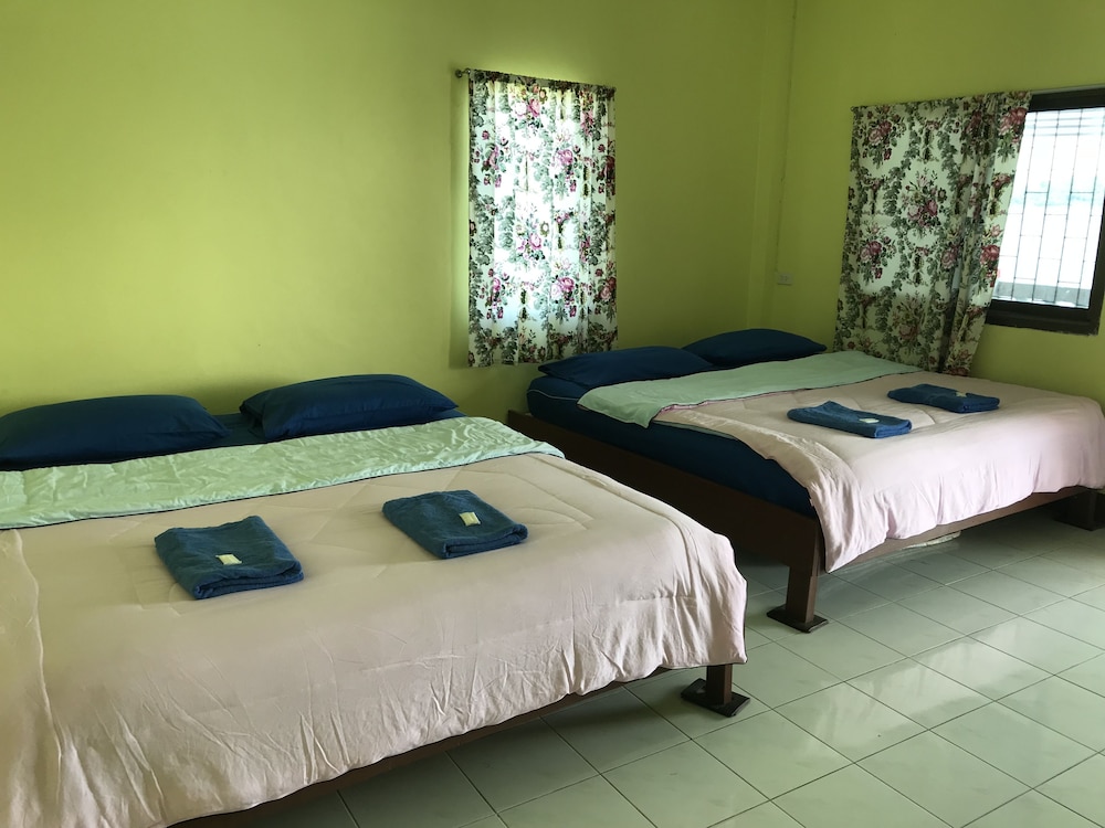 Rimtalay Resort Koh-Sichang 22/70
