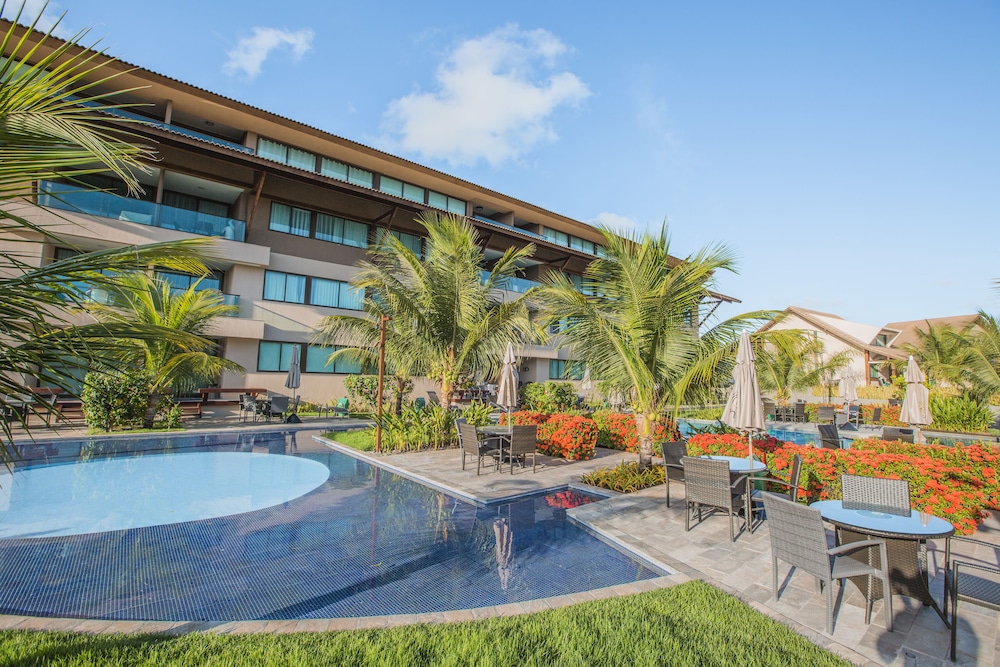 Nui Supreme Beach Living 42/48