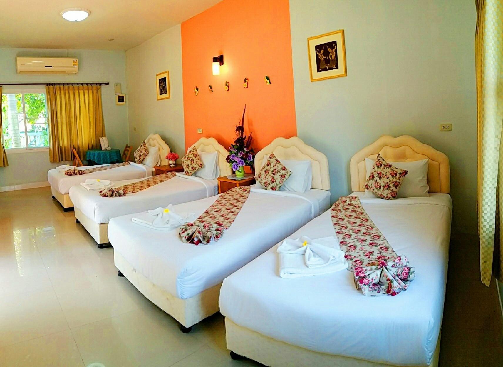 Tanaosri & Creekside Resort 12/68