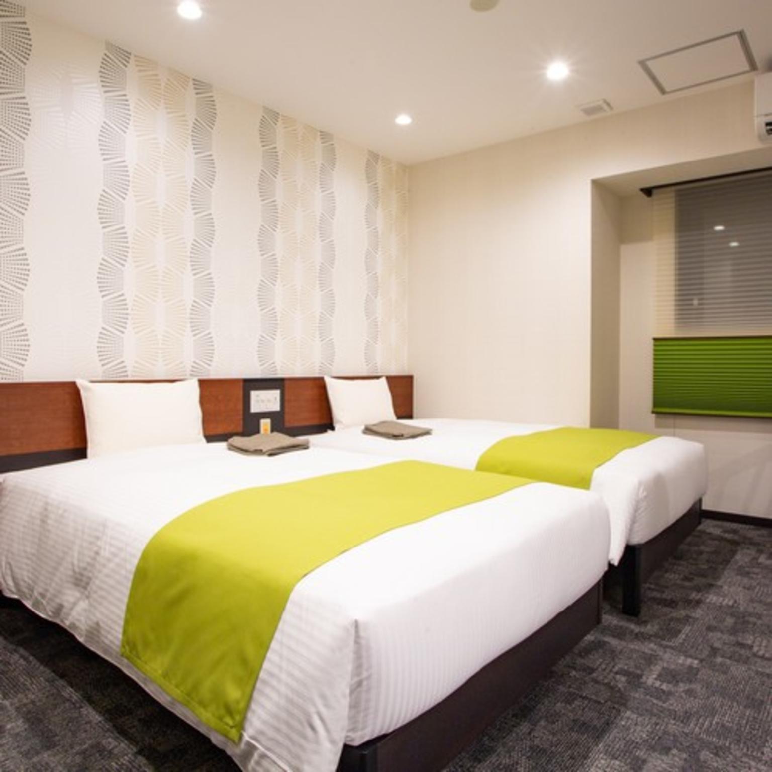 Semi Room, Universal, 2 Semi Double Beds