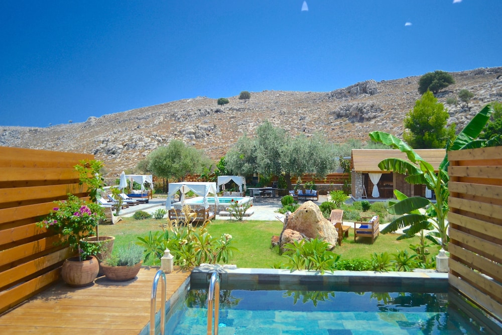 Caesars Gardens Hotel And Spa - Adults Only 65/65