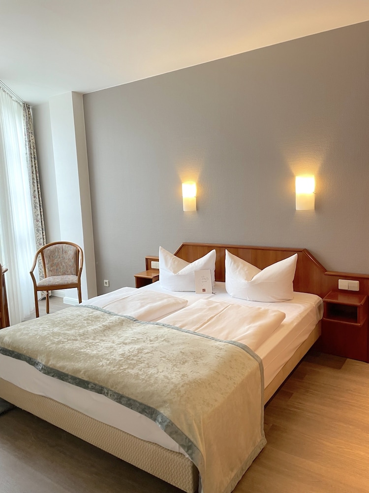 SensCity Hotel Berlin Spandau 17/56