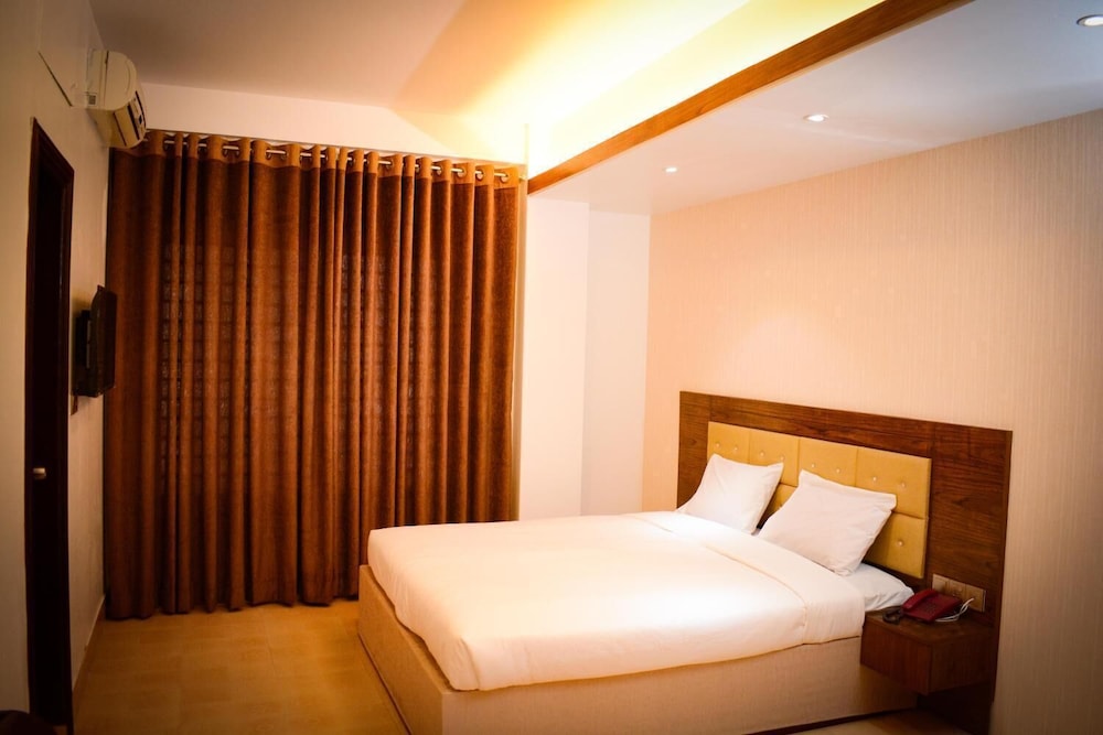 The Alina Hotel and Suites 14/29