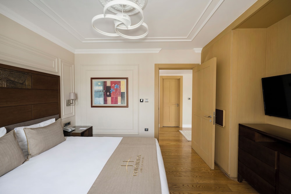 DELUXE, SUITE, SEA VIEW