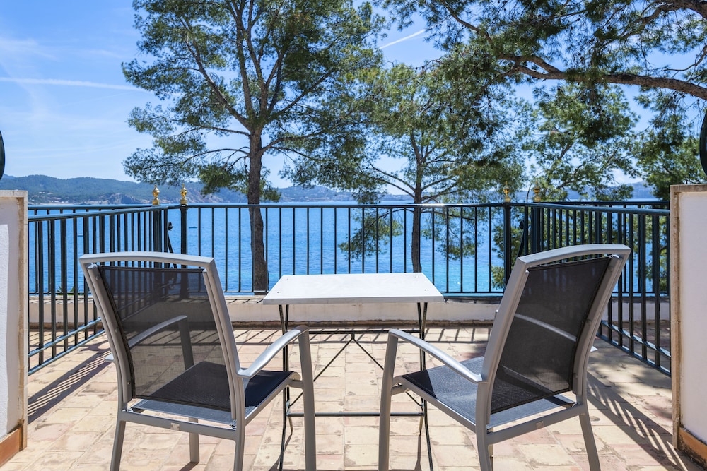 Hotel Cala Fornells 34/50