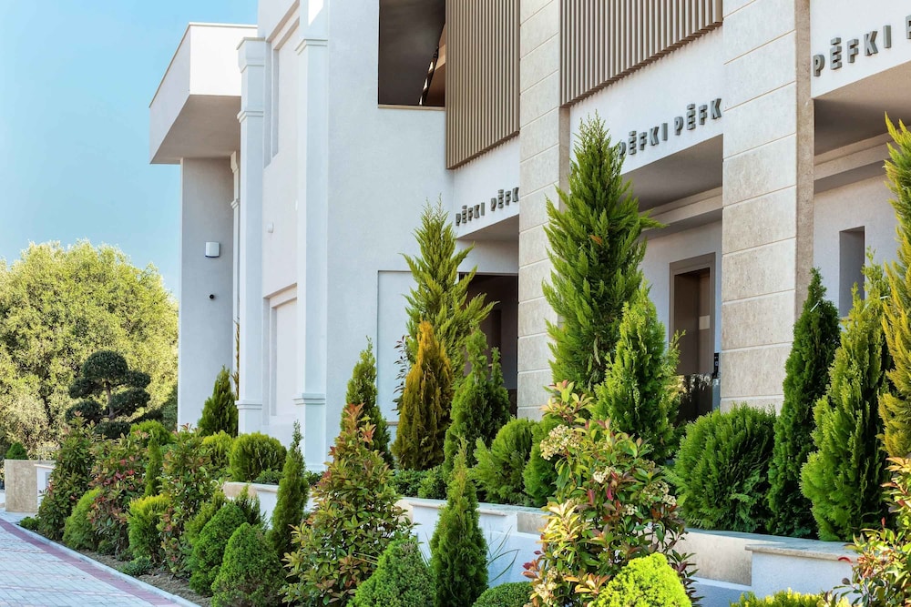 Pefki Deluxe Residences 6/50