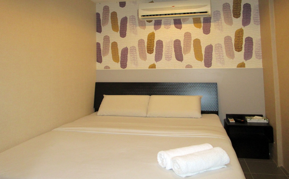 T Hotel Bukit Bintang 13/23