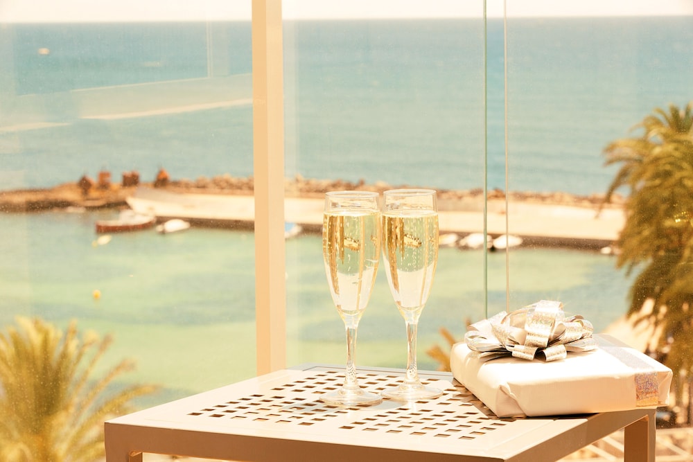 Sunprime Waterfront - Adults Only 14/36