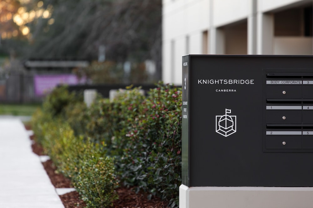 Knightsbridge Canberra 23/61
