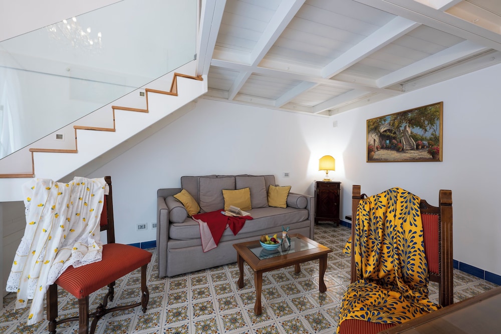 Residenza Luce 30/50