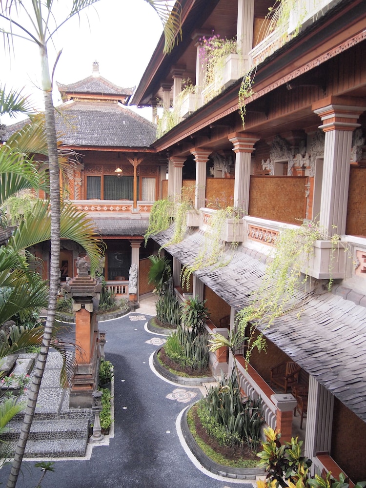 Puri Dewa Bharata Hotel and Villas 6/49