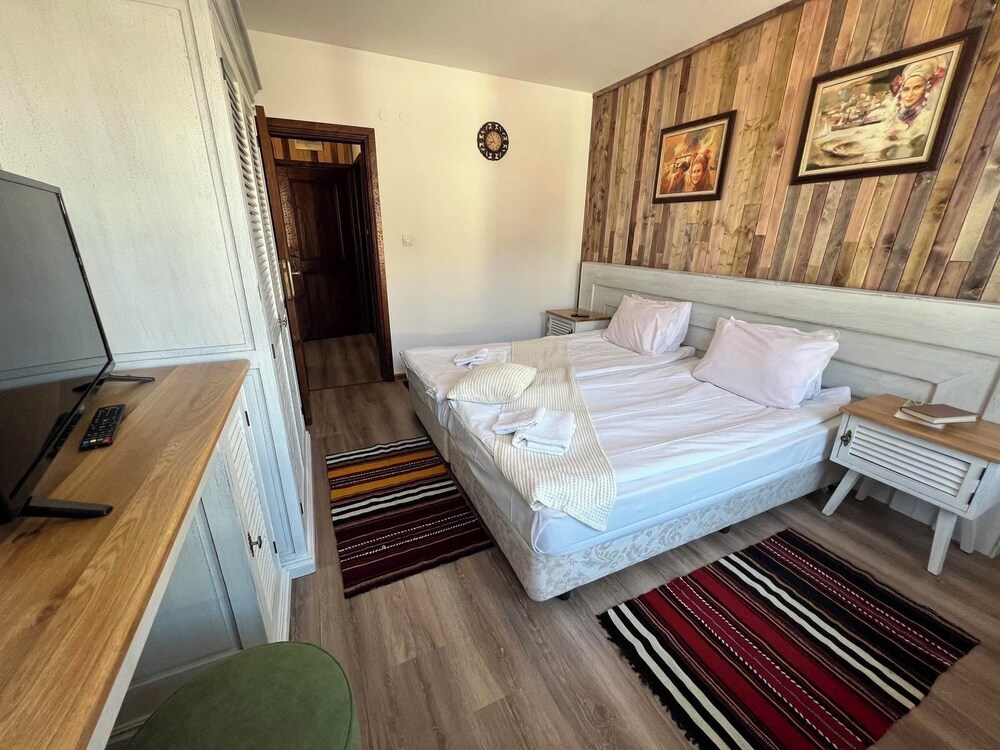 Guest Rooms Granat 29/50