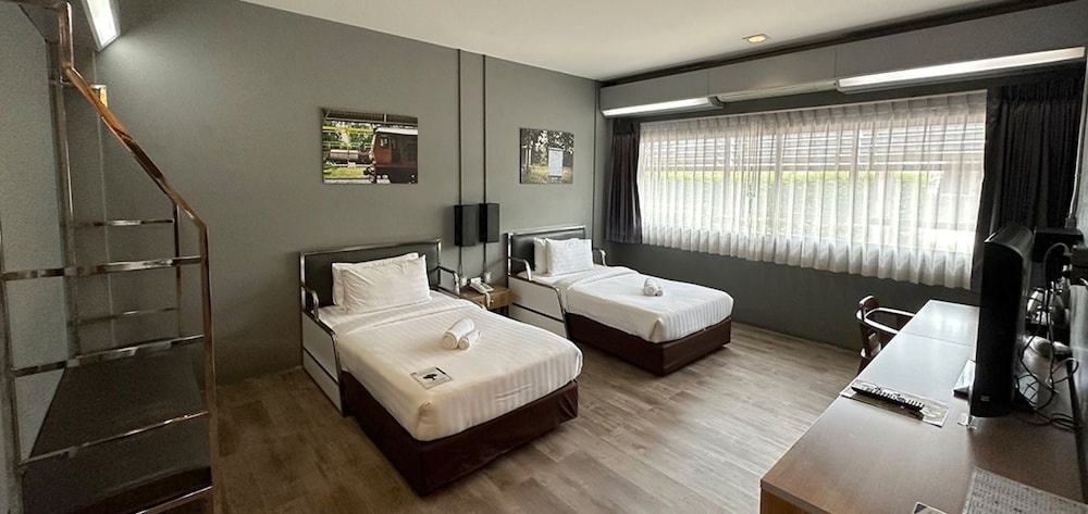 The Terminal Khon Kaen Hotel 24/62