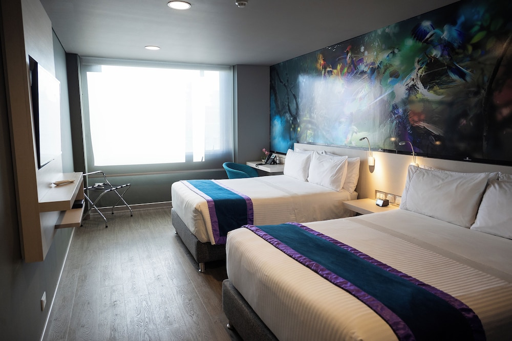 Hotel Black Tower Premium 17/70