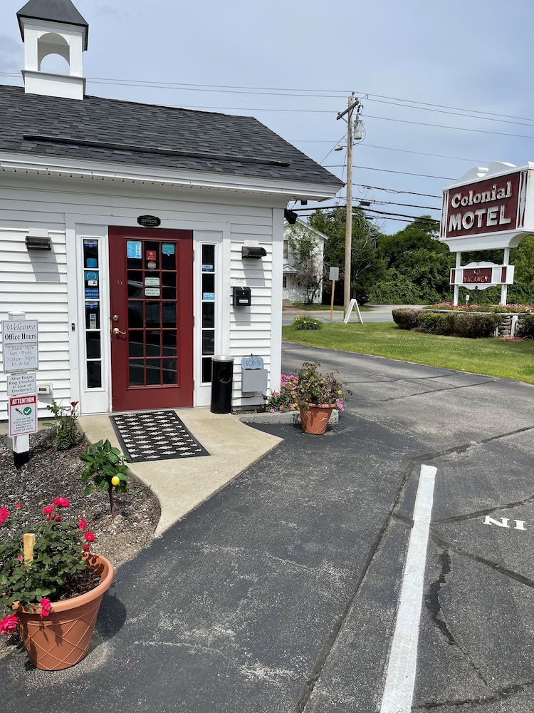 The Colonial Mote 3/68