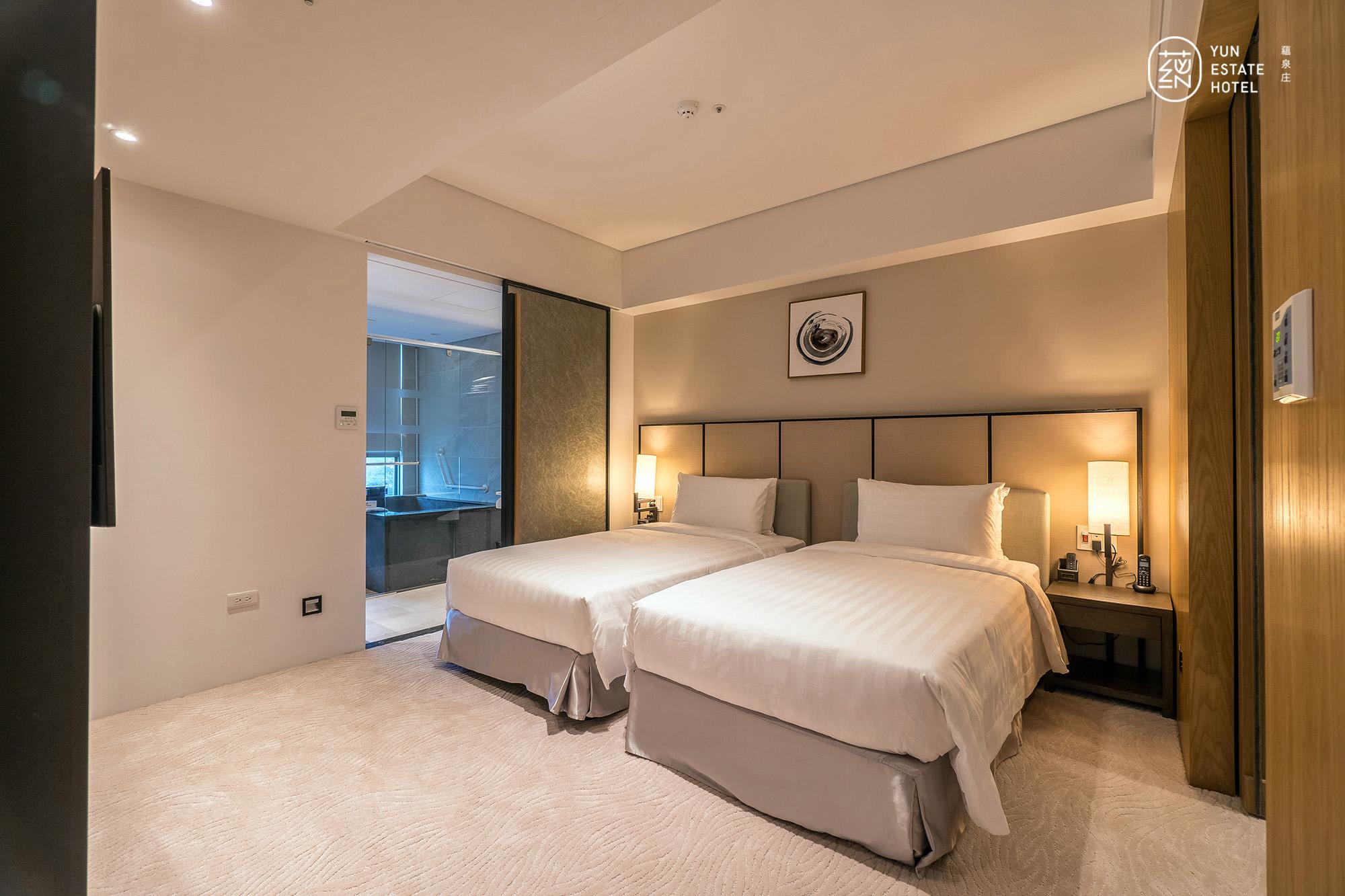 SUPERIOR, TWIN BEDS
