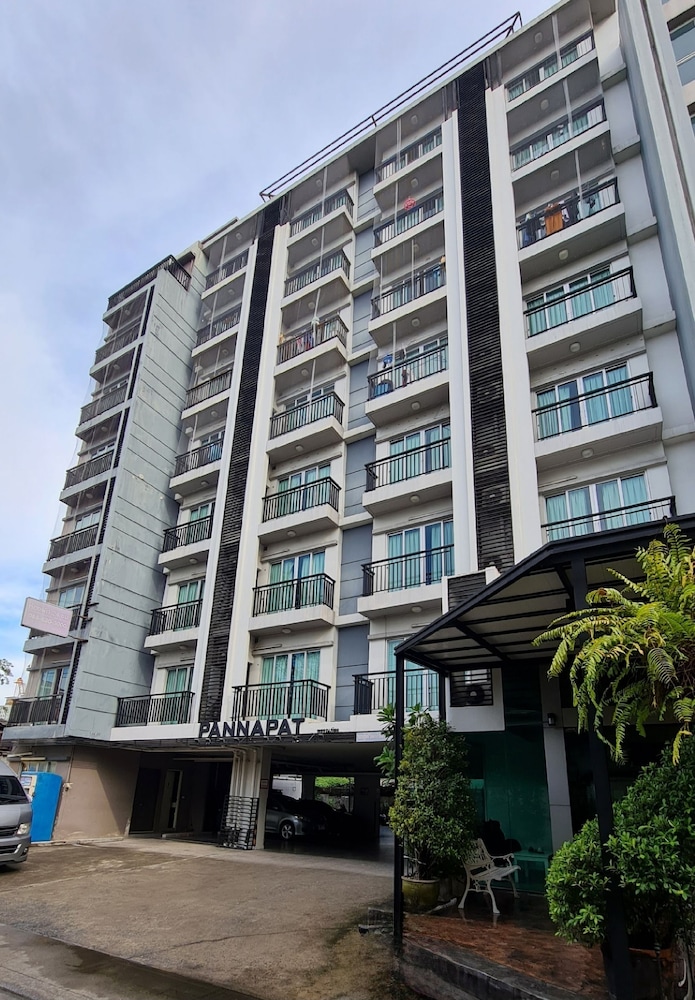 Pannapat Place 59/64