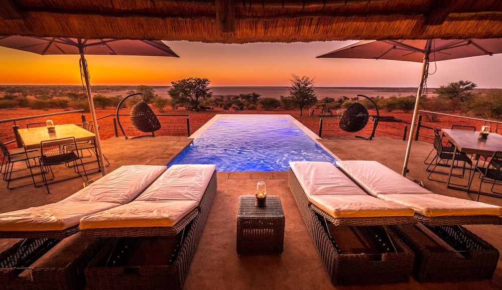 Bagatelle Kalahari Game Ranch 18/51