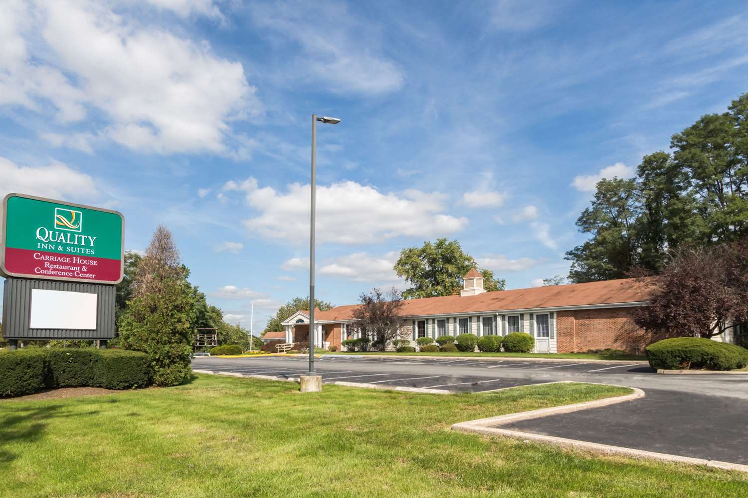 Quality Inn and Suites Conference Center West Chester 41/41