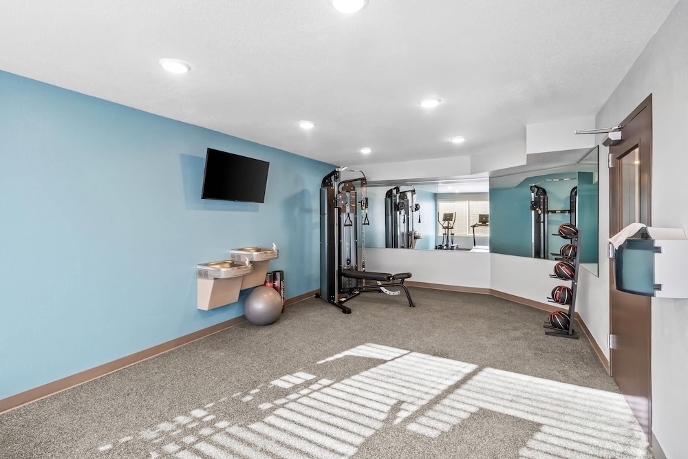 WoodSpring Suites Washington Meadowlands PA 36/45