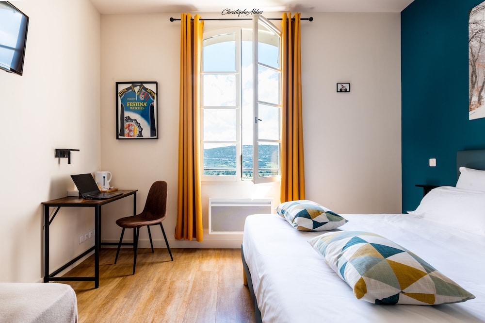 GRAND GITE HOTEL LE NESK 16/65