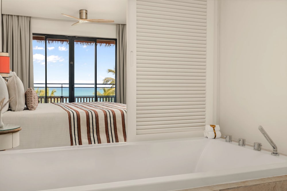 جناح جونيور بسرير كينج بإطلالة على البحر، Dreams Playa Esmeralda Resort & Spa 6/7