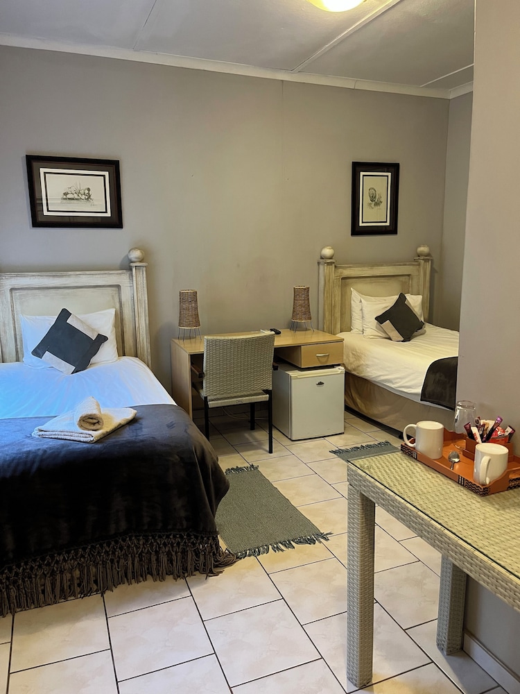 Hotel Pension Casa Africana 22/50