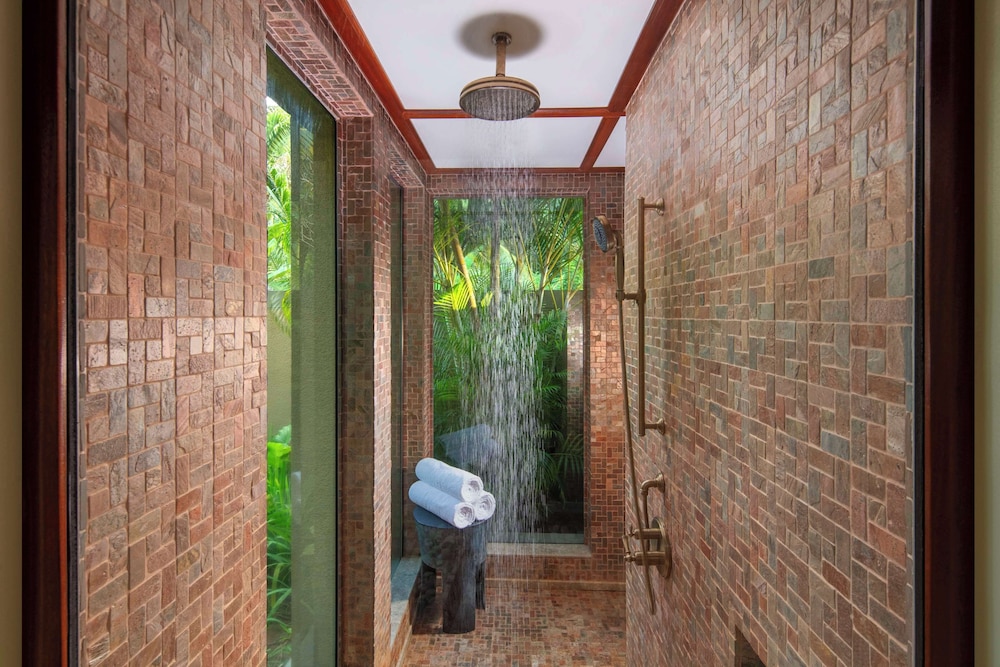 Anantara Maia Seychelles Villas 70/72