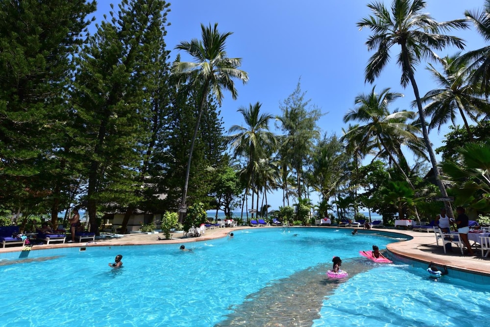 KILIFI BAY BEACH RESORT 46/50