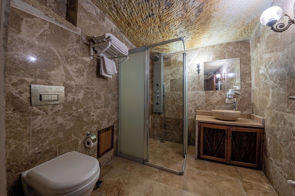 Kapalos Cave Hotel 39/47