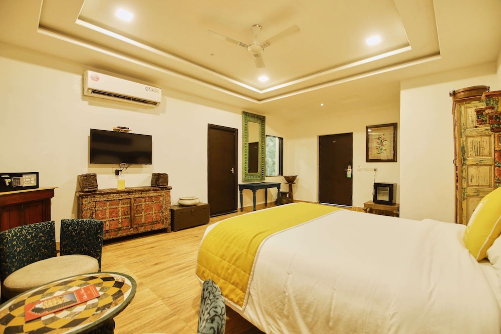 Bloom Boutique Udaipur (Lake Pichola) 25/50
