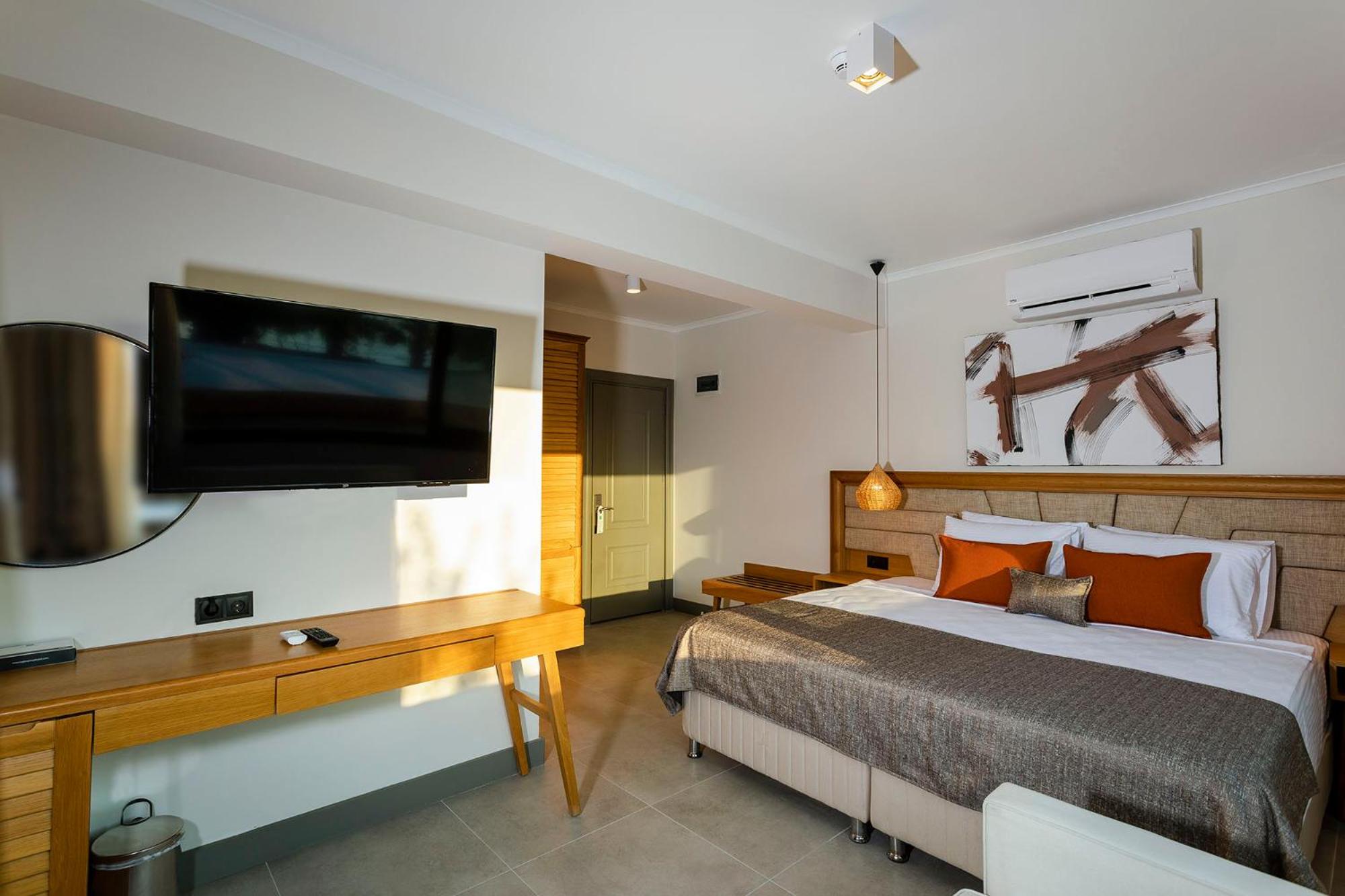 جناح جونيور بسرير كينج، Yalipark Beach Hotel 2/10