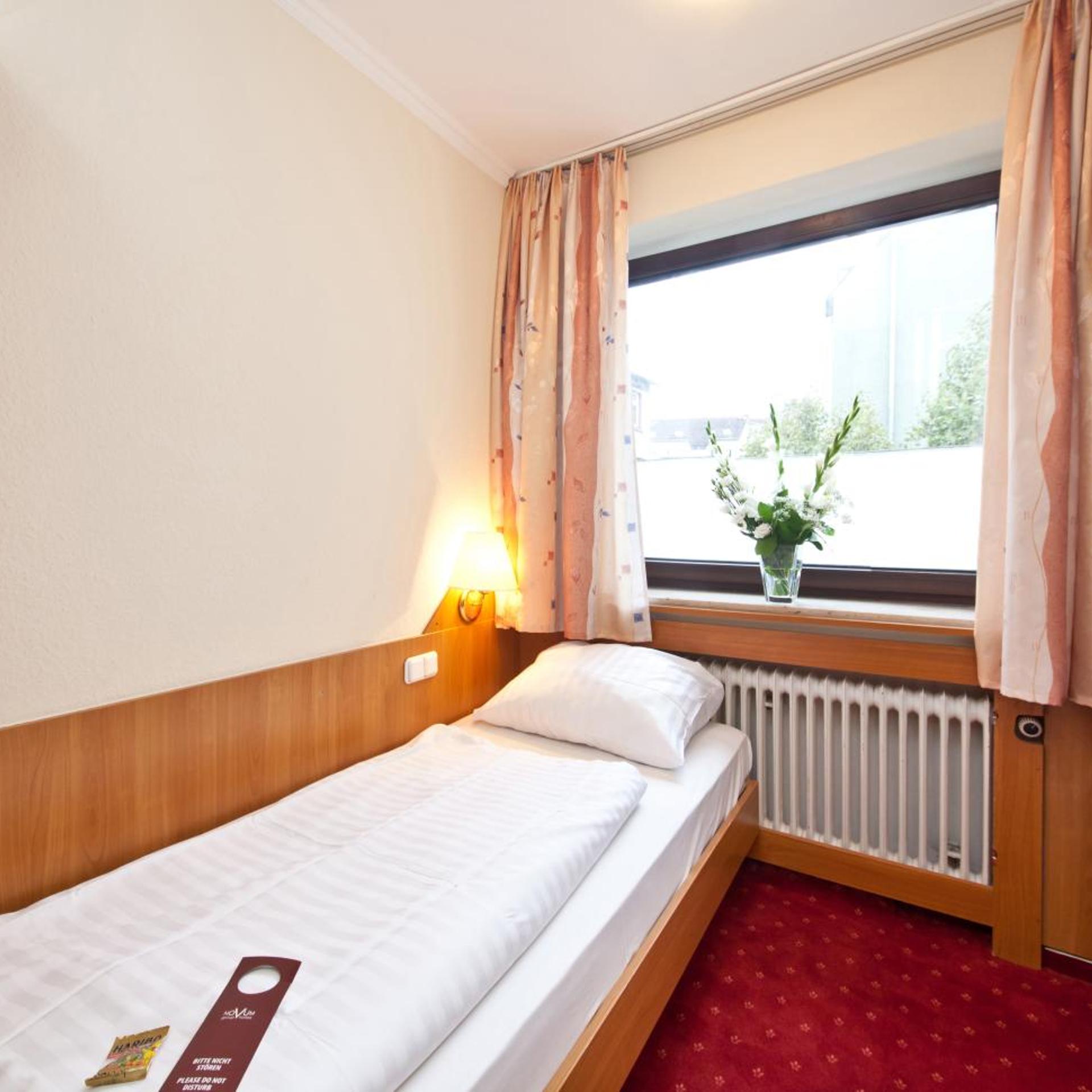 Room, Single, External Bathroom