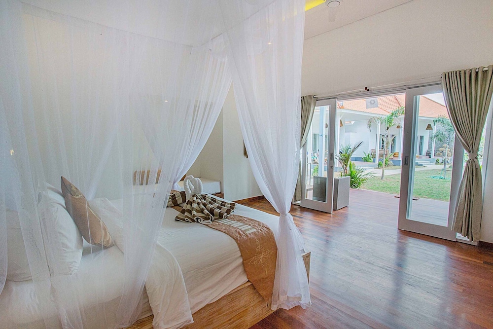 2 BEDROOMS, FAMILY, QUADRUPLE, POOL VIEW, 2 BATHROOMS