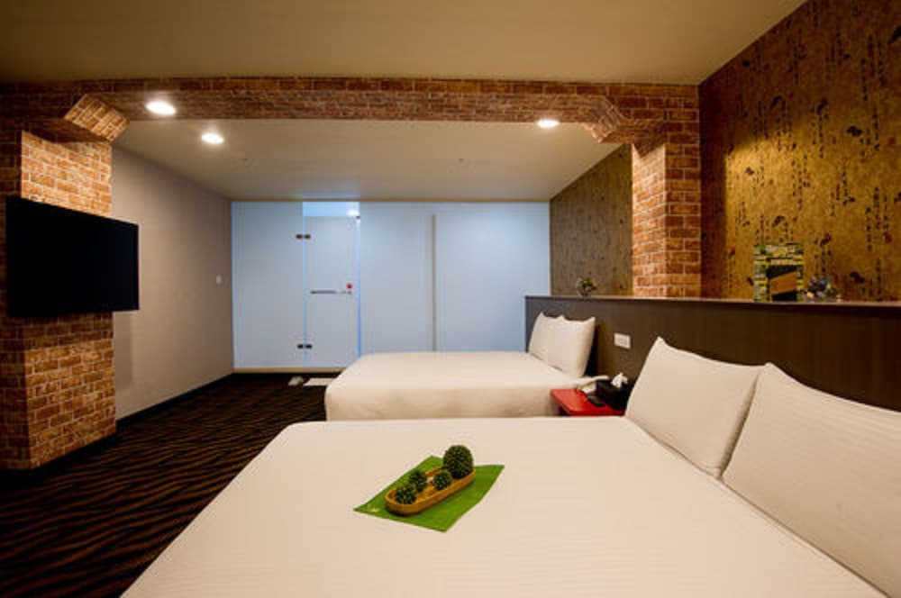 Hotel 6 - ZhongHua 32/40