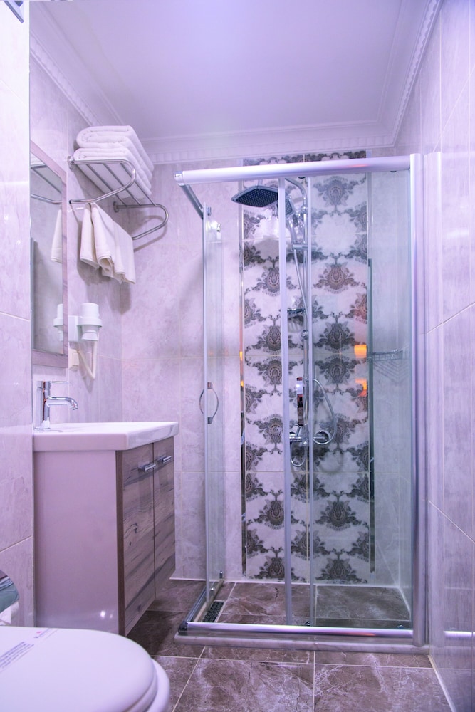 Karamans Sirkeci Suites Hotel 26/26