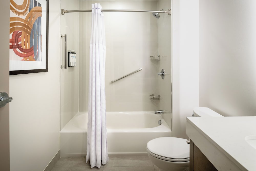Hyatt House Auburn Hills Detroit 35/42