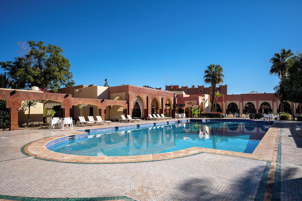 Hotel Karam Palace 37/42