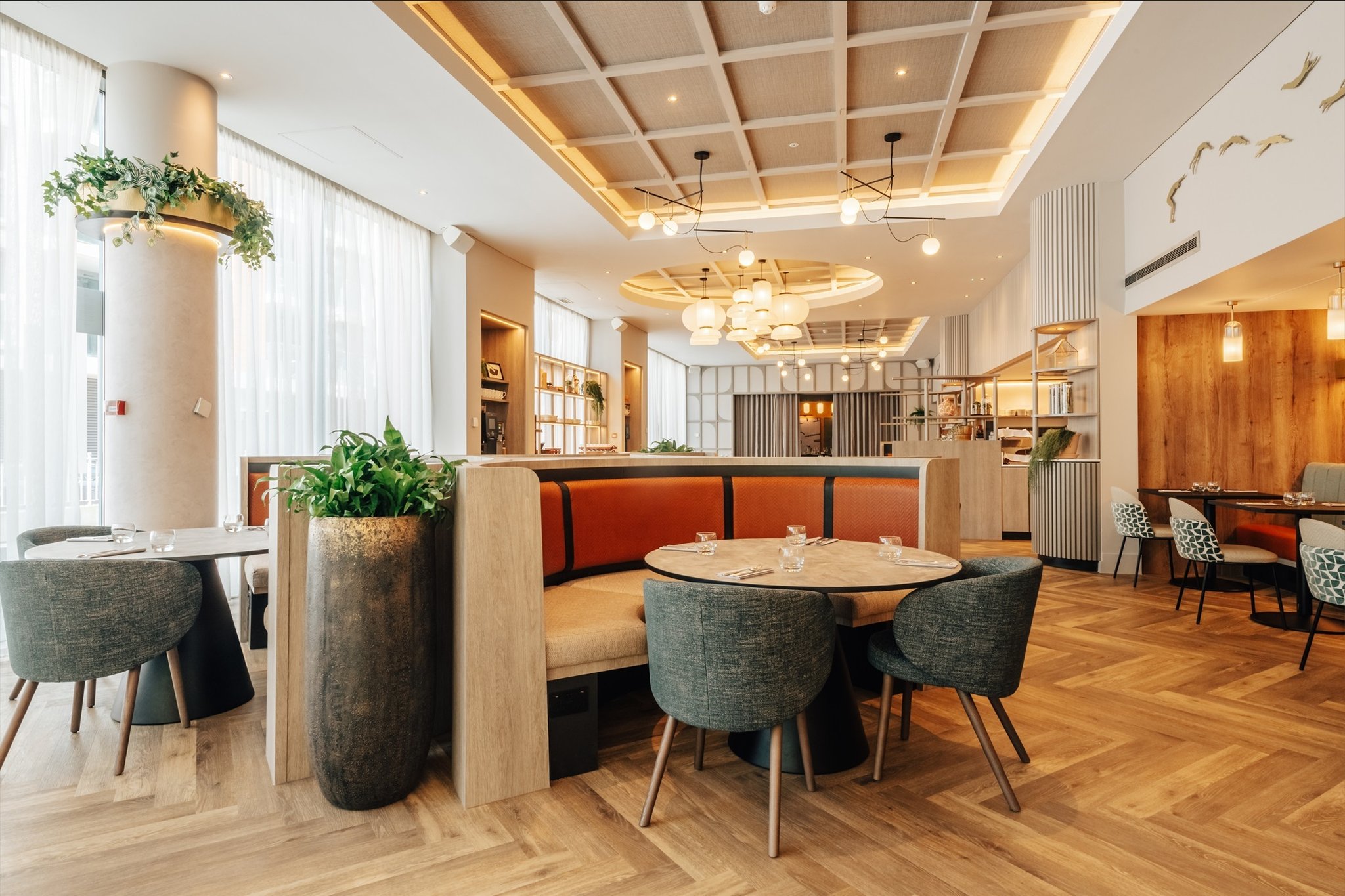 CROWNE PLAZA LONDON DOCKLANDS 11/71
