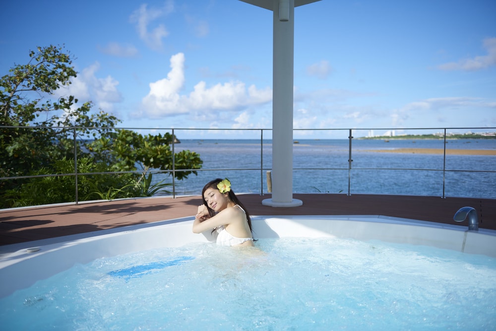 Ishigaki Resort 20/50