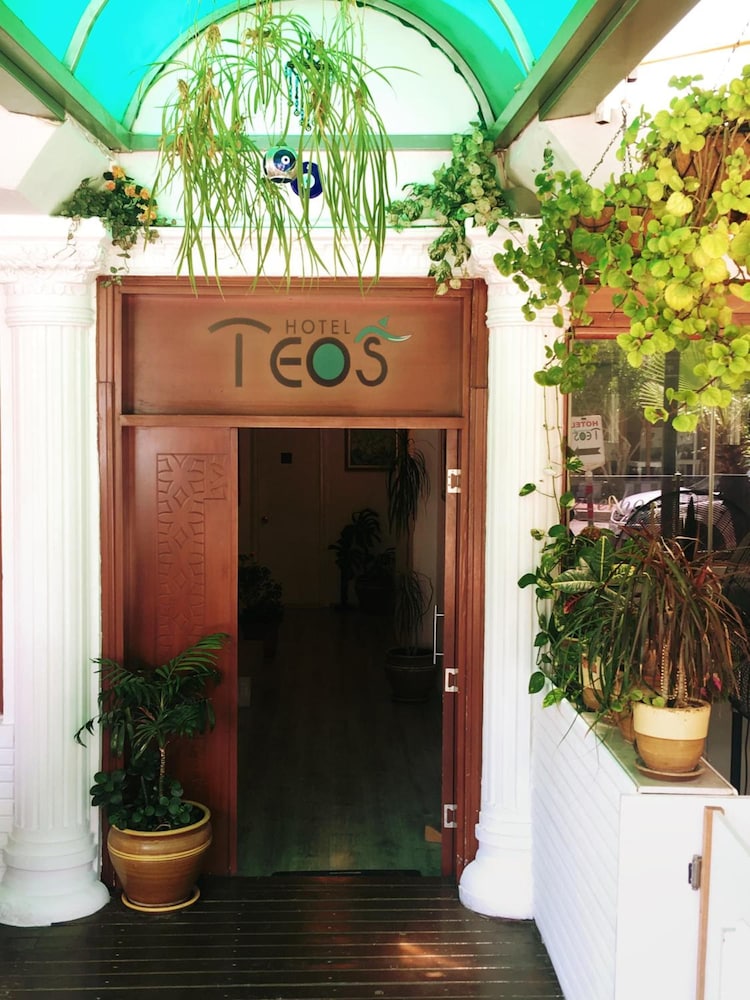 Teos Hotel 3/37
