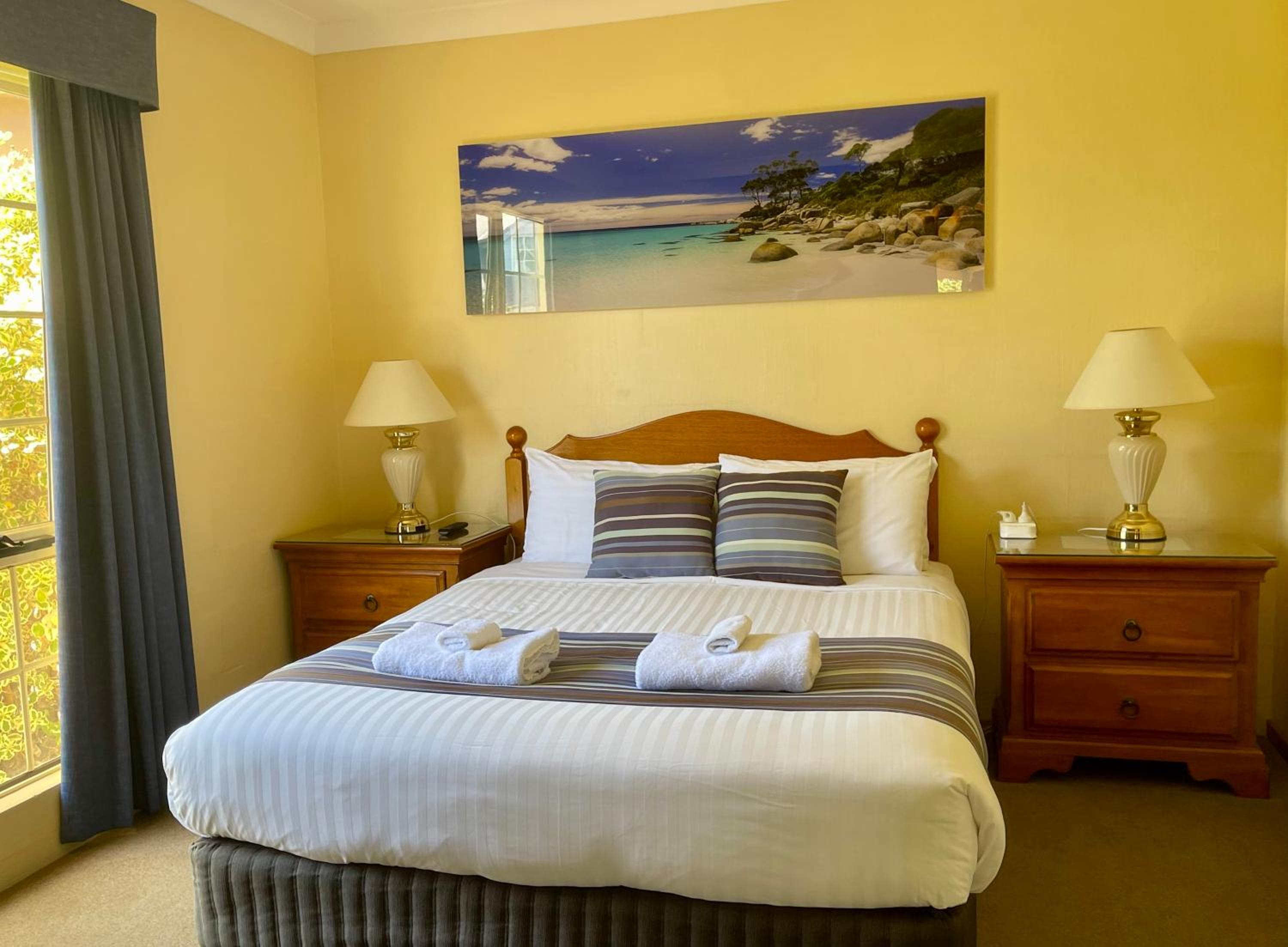 2 Bedrooms, Swan, Cottage
