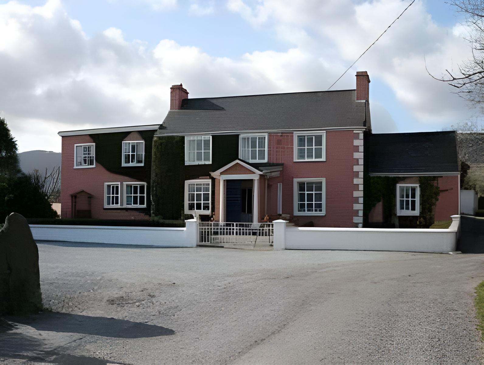 Murphys Farmhouse 26/32