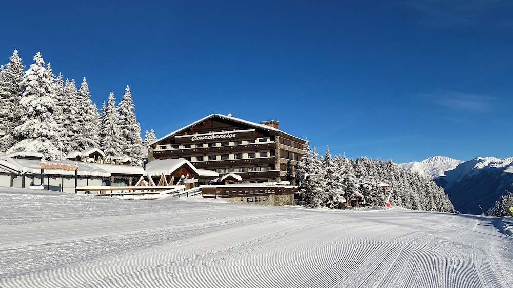 Hotel Courcheneige 45/50