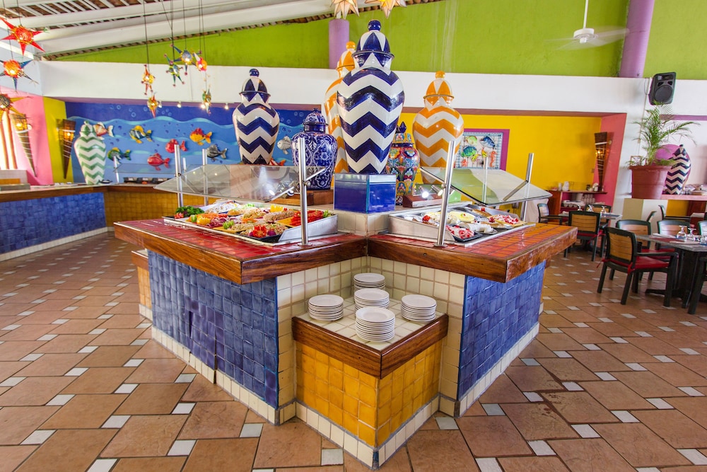 Decameron Los Cocos Guayabitos Ramada All Inclusive Resort 26/49