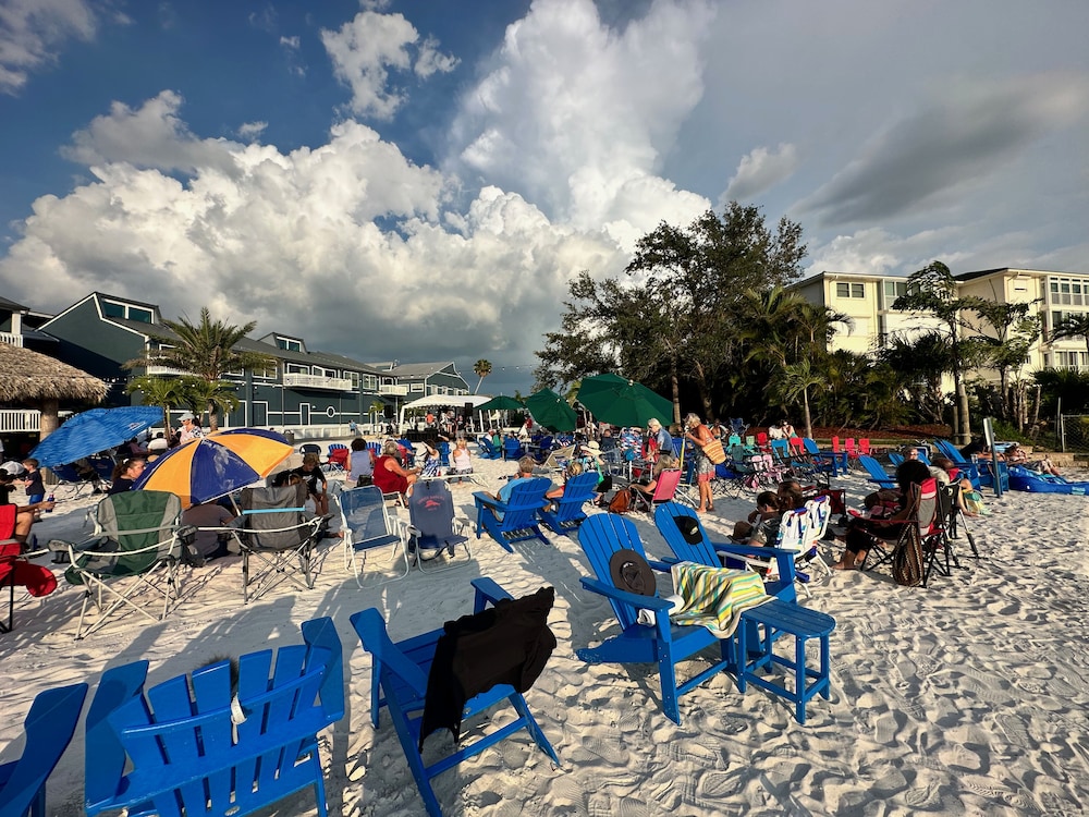 Fishermens Village Resort 37/48