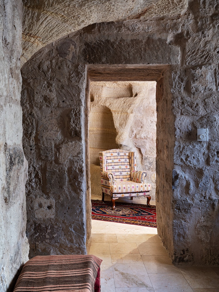 Kelebek Special Cave Hotel 43/84