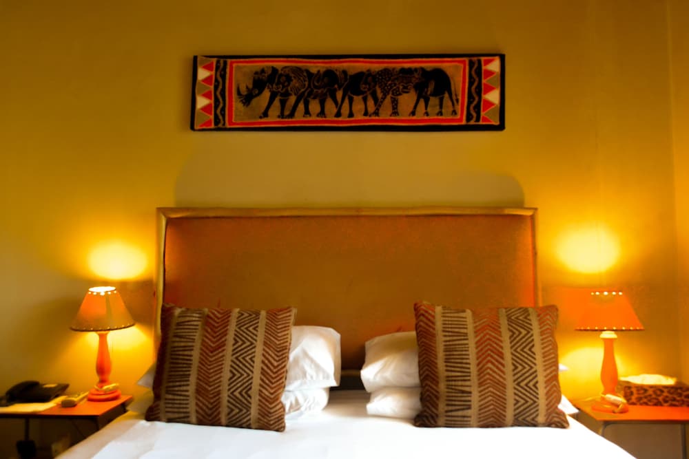 iKhaya Lodge & Conference Centre 10/23