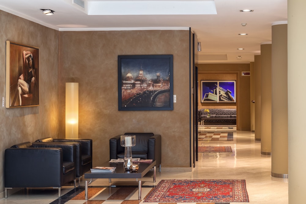 Hotel Viva 75/82